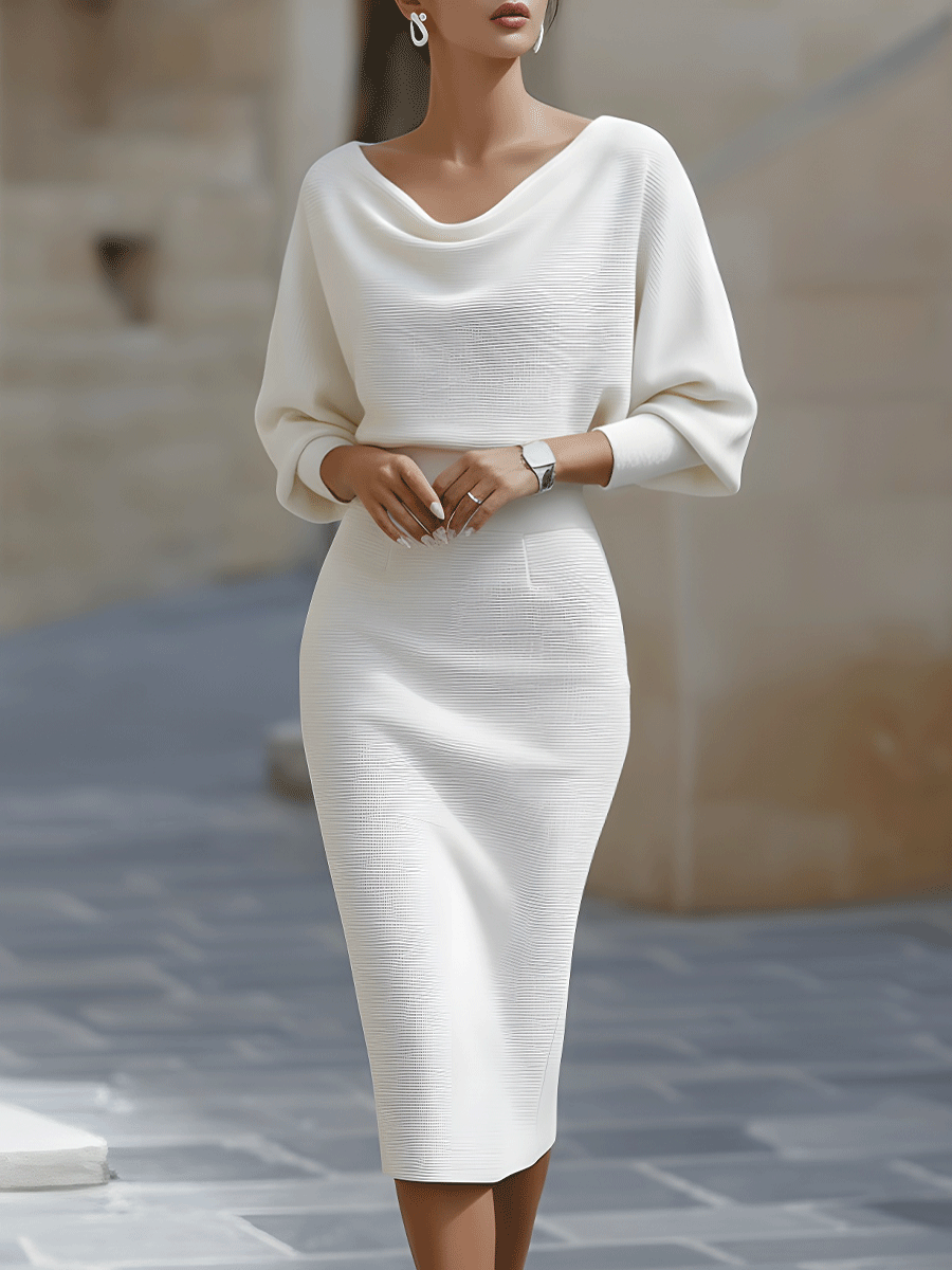 Robe midi blanche drapée à manches chauve-souris