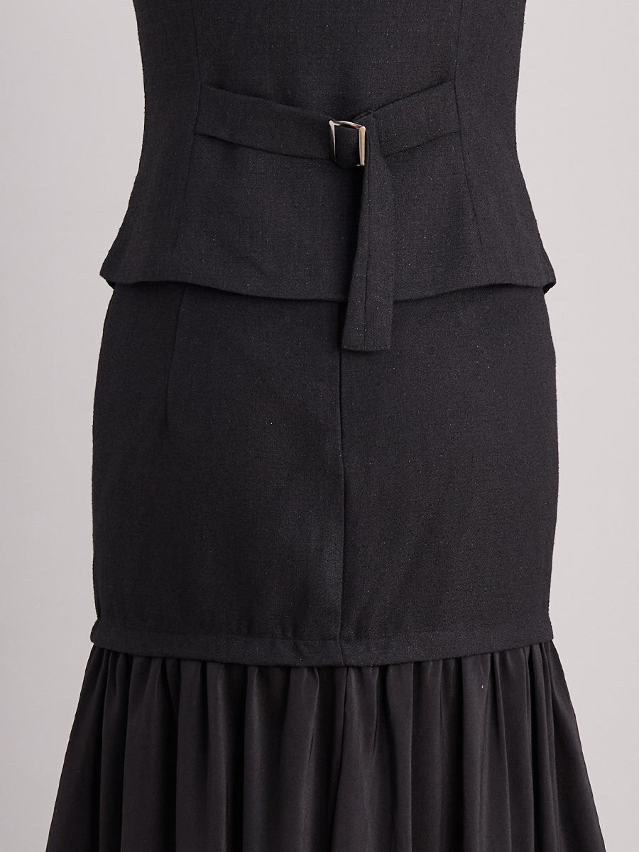 Ensemble deux pièces avec gilet à boutons perles et jupe longue