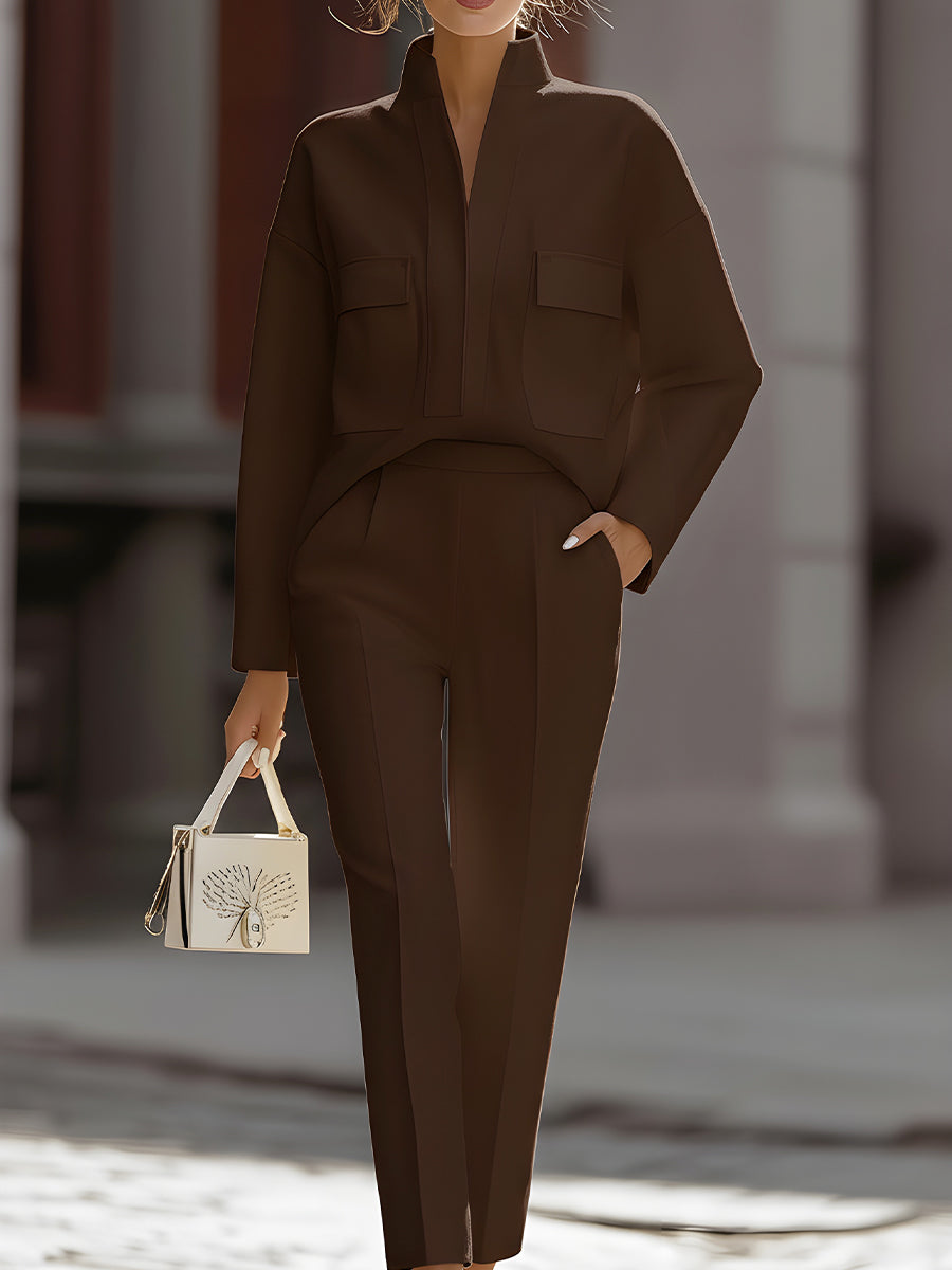 Ensemble deux pièces ivoire avec chemise oversize et pantalon tailleur ajusté