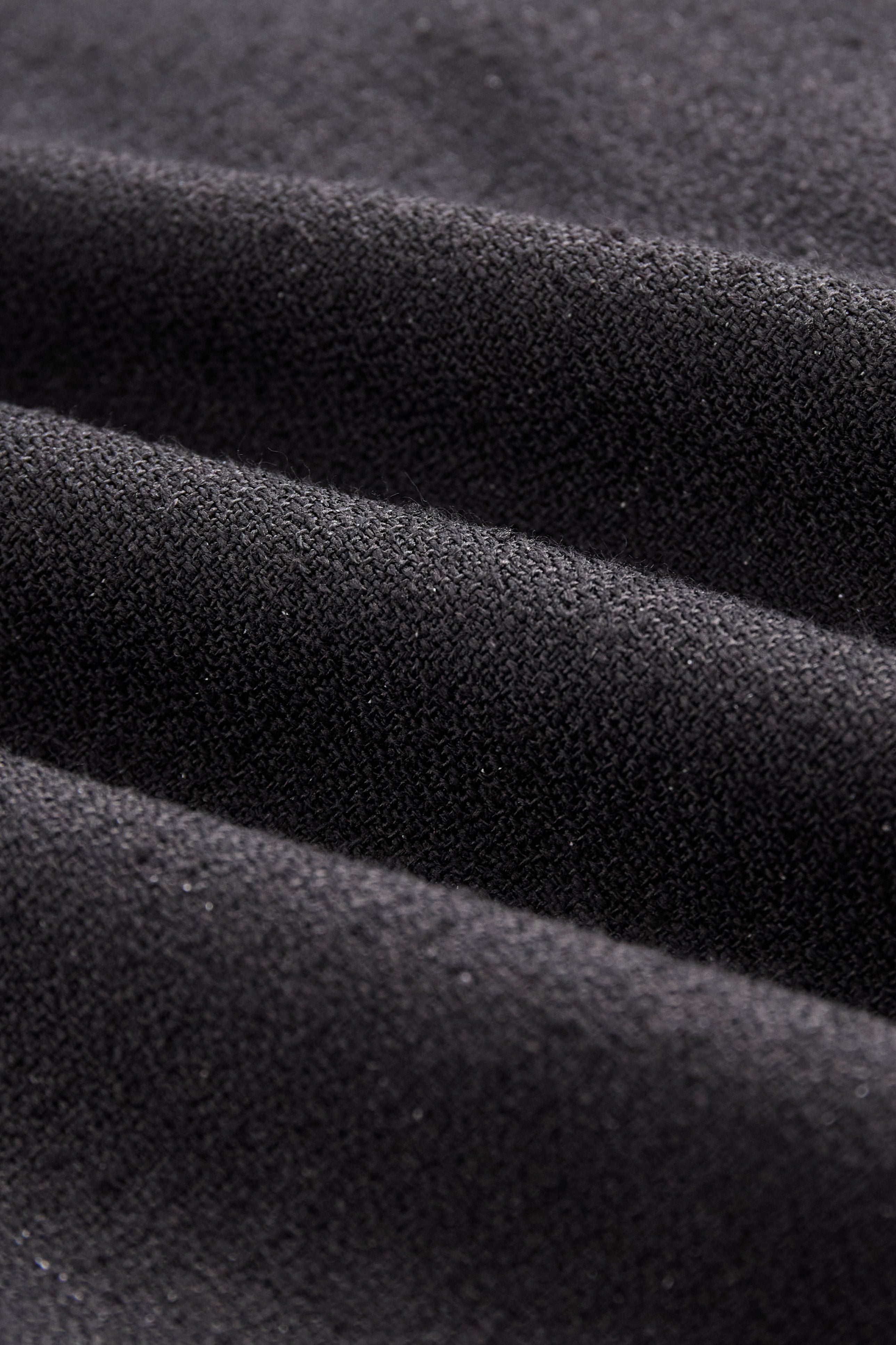 Ensemble deux pièces avec gilet à boutons perles et jupe longue